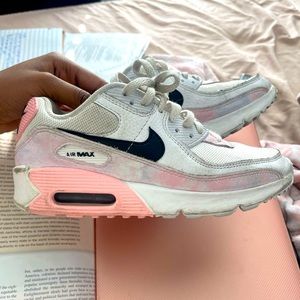 Nike air max youth shoes